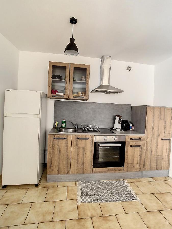 Grand Appart Spacieux Hyper Centre Gare 2Pers Troyes Exterior photo